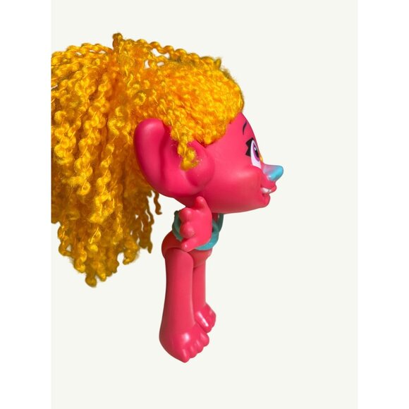 Hasbro Trolls Poppy Figure With Yellow Hair & Headphones - Picture 9 of 12